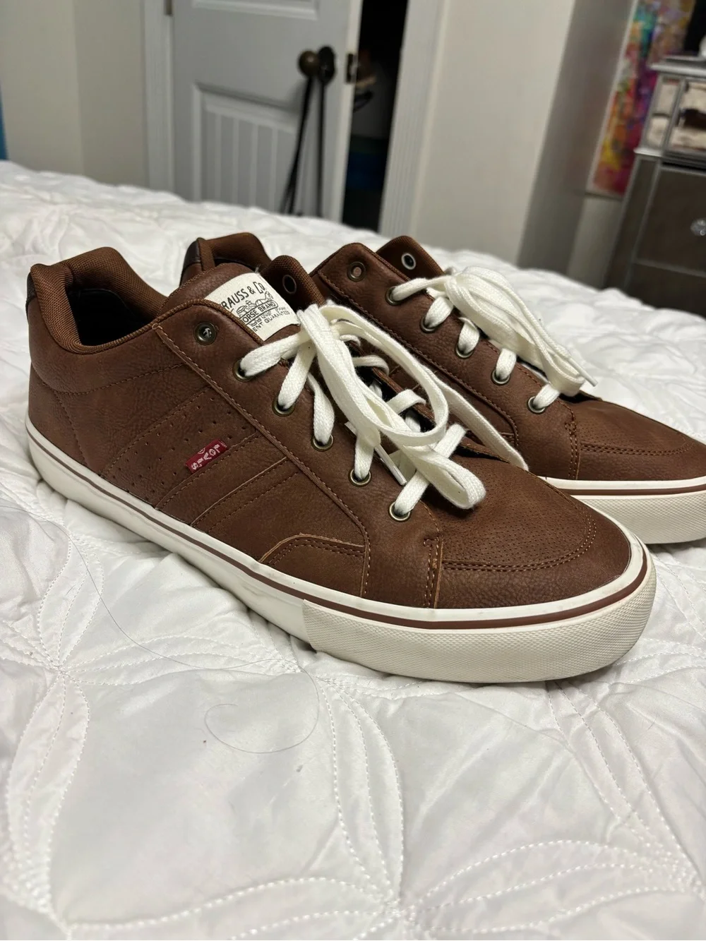 Levi's Brown and White Men's Low-Top Sneakers